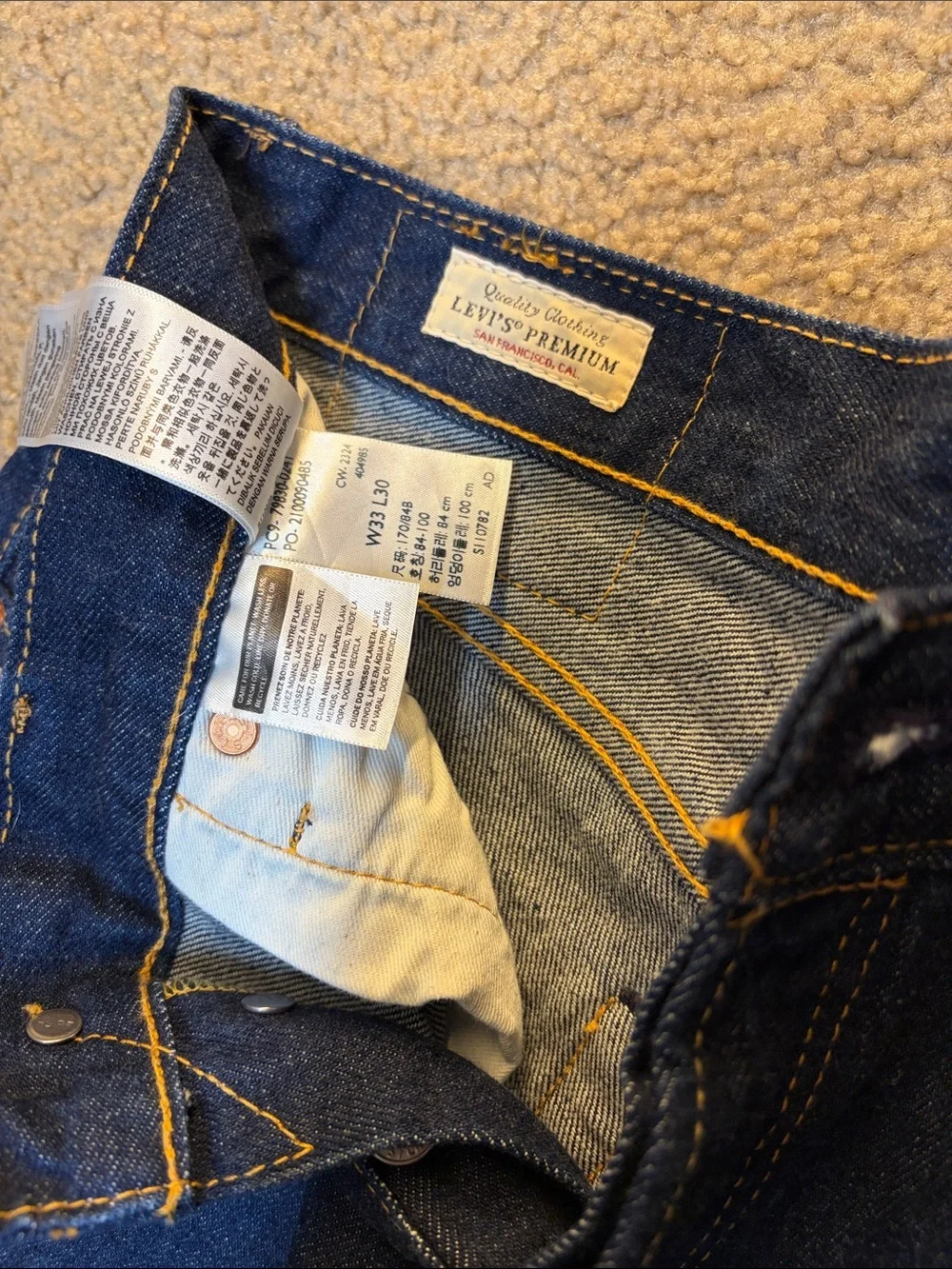 Modern Dark Blue Levi’s Premium 501 93’